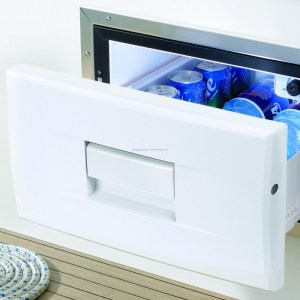 cd-030_white-open_with_contents_web_800