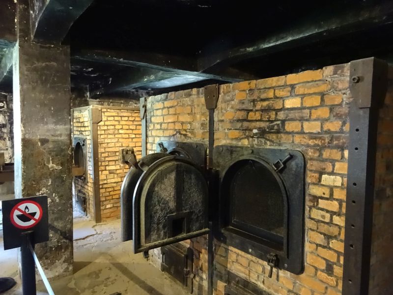 minicamper-auschwitz-dag2-08