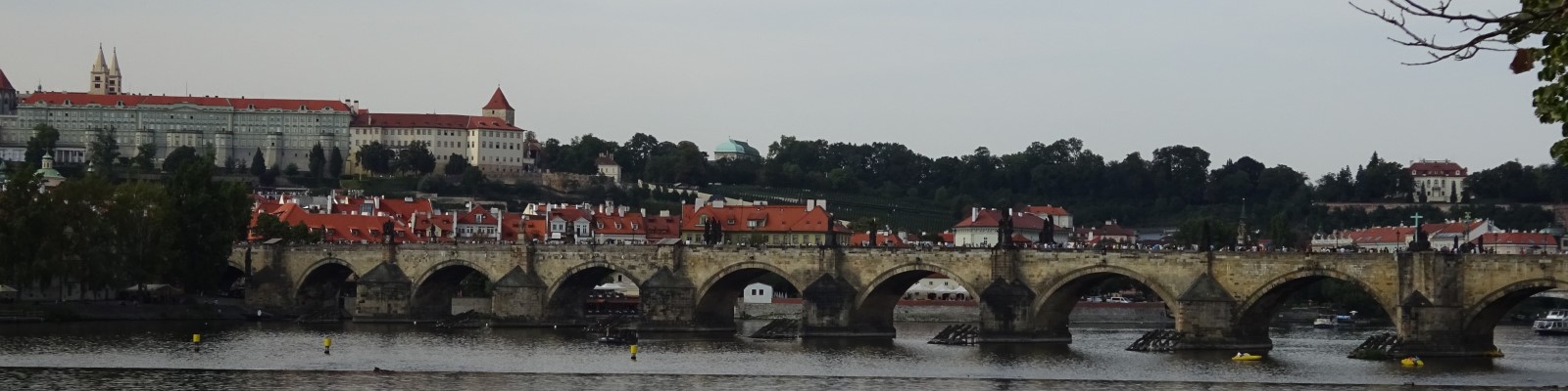 minicamper karlsbrug praag tjechie